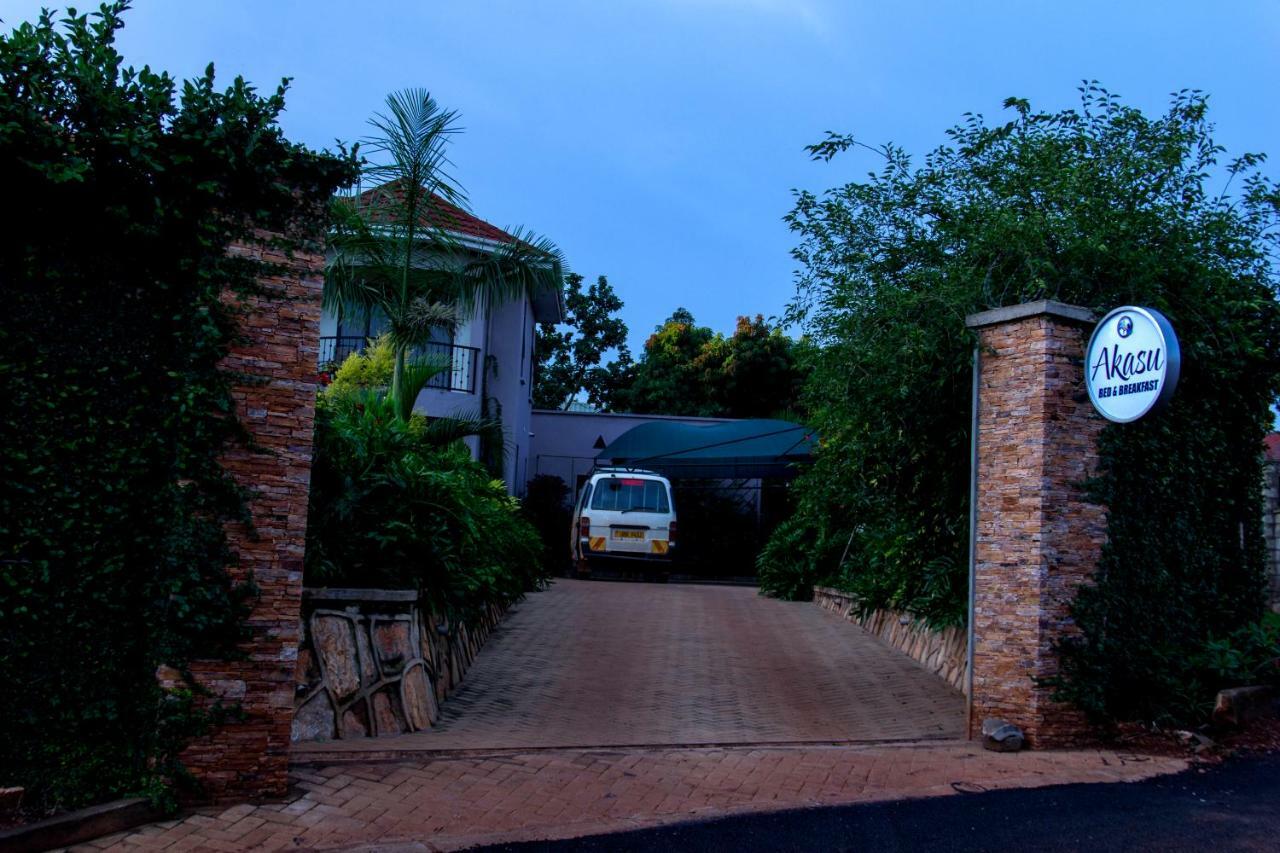 Akasu Bed And Breakfast Kampala Exterior photo